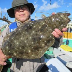 真祐丸 (しんゆうまる) 釣果