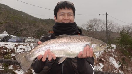 フィッシングレイクたかみや 釣果