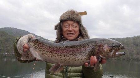 フィッシングレイクたかみや 釣果