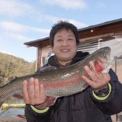 フィッシングレイクたかみや 釣果