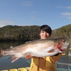 フィッシングレイクたかみや 釣果