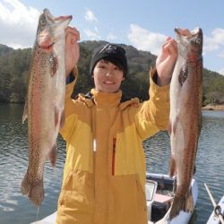 フィッシングレイクたかみや 釣果