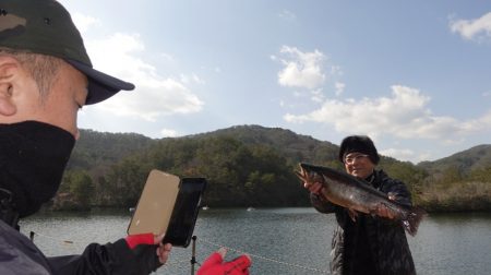 フィッシングレイクたかみや 釣果