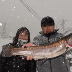 フィッシングレイクたかみや 釣果