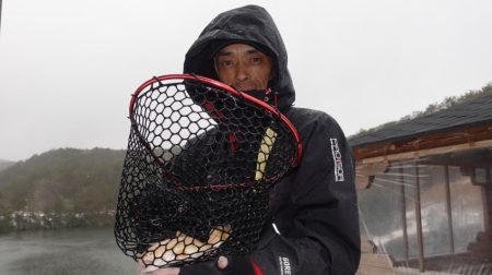 フィッシングレイクたかみや 釣果