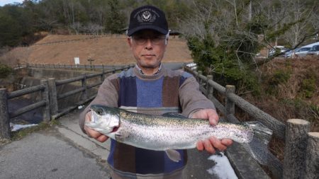 フィッシングレイクたかみや 釣果