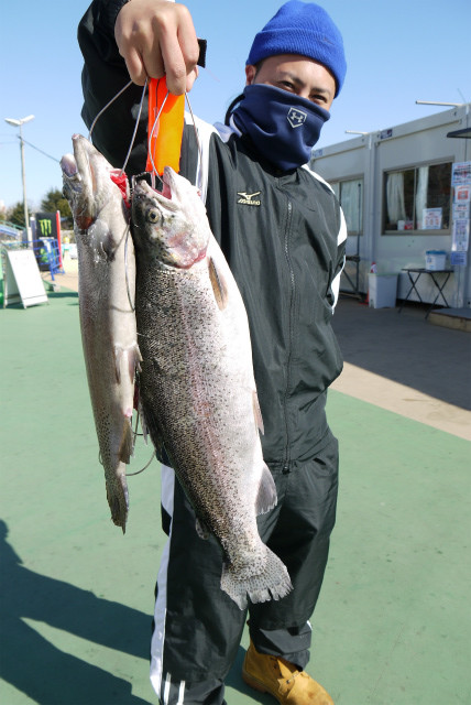 としまえんフィッシングエリア 釣果