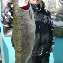 としまえんフィッシングエリア 釣果