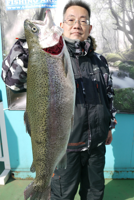 としまえんフィッシングエリア 釣果