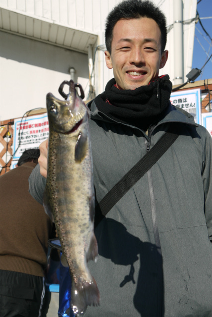 としまえんフィッシングエリア 釣果