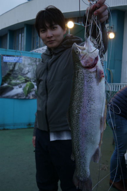 としまえんフィッシングエリア 釣果