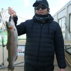 としまえんフィッシングエリア 釣果