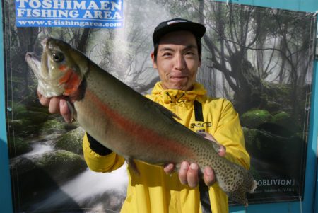 としまえんフィッシングエリア 釣果