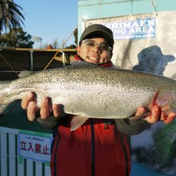 としまえんフィッシングエリア 釣果