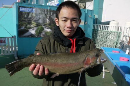 としまえんフィッシングエリア 釣果