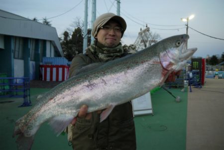 としまえんフィッシングエリア 釣果