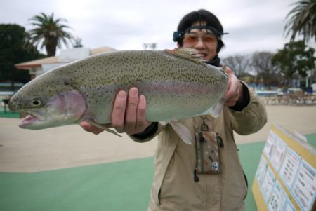 としまえんフィッシングエリア 釣果
