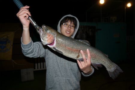 としまえんフィッシングエリア 釣果