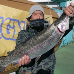 としまえんフィッシングエリア 釣果