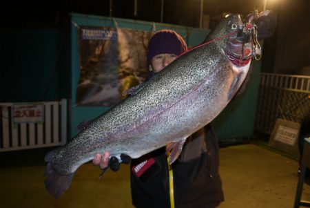 としまえんフィッシングエリア 釣果
