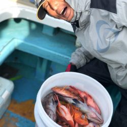 丸万釣船 釣果