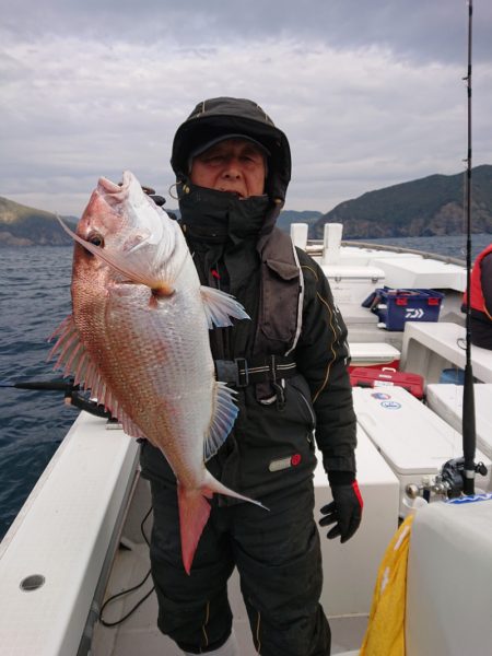 エンペラー 釣果