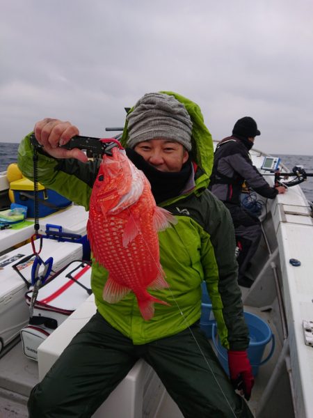 エンペラー 釣果