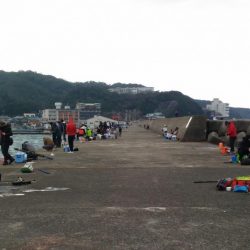 爆風の加太大波止