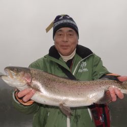 フィッシングレイクたかみや 釣果