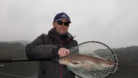 フィッシングレイクたかみや 釣果