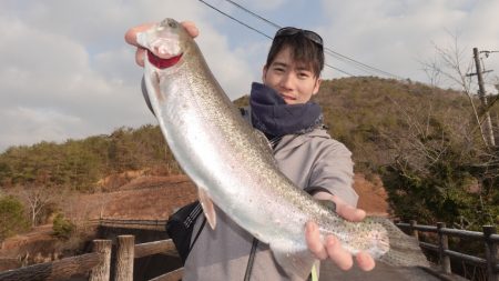 フィッシングレイクたかみや 釣果