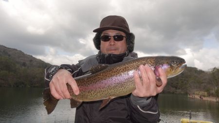 フィッシングレイクたかみや 釣果