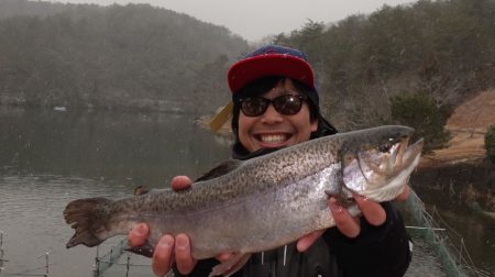 フィッシングレイクたかみや 釣果