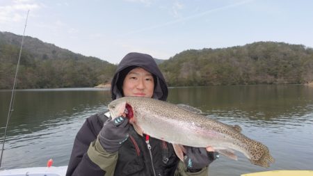 フィッシングレイクたかみや 釣果