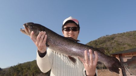 フィッシングレイクたかみや 釣果