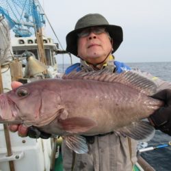 真祐丸 (しんゆうまる) 釣果