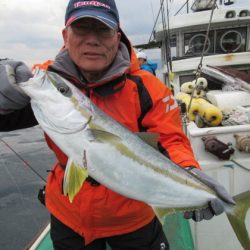 真祐丸 (しんゆうまる) 釣果