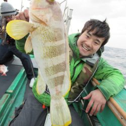 真祐丸 (しんゆうまる) 釣果