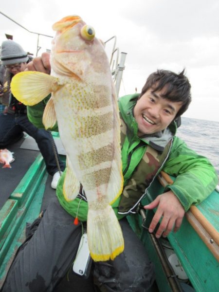 真祐丸 (しんゆうまる) 釣果