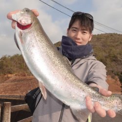 フィッシングレイクたかみや 釣果