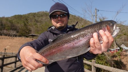 フィッシングレイクたかみや 釣果