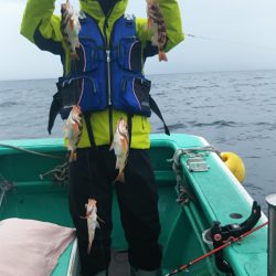 モンロー号 釣果