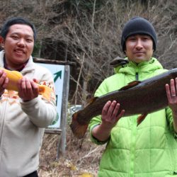 小菅トラウトガーデン 釣果