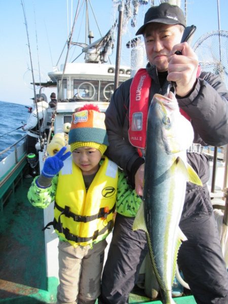 真祐丸 (しんゆうまる) 釣果