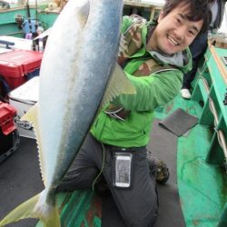 真祐丸 (しんゆうまる) 釣果