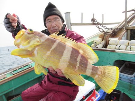 真祐丸 (しんゆうまる) 釣果