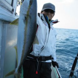 真祐丸 (しんゆうまる) 釣果