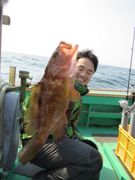 真祐丸 (しんゆうまる) 釣果