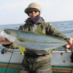 真祐丸 (しんゆうまる) 釣果