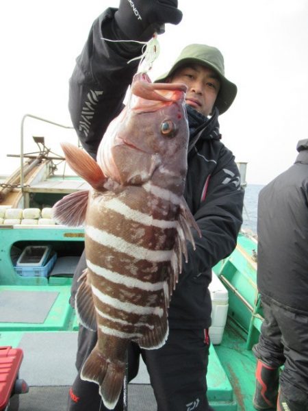 真祐丸 （しんゆうまる） 釣果